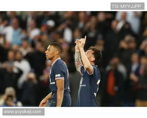 中超焦点战平巴黎圣日耳曼与莱比锡乌龙球瞬间引发全场热议