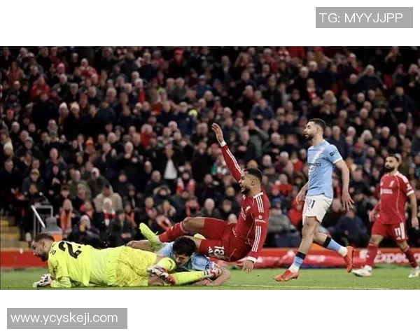 欧冠激战曼城险胜利物浦红牌争议引发全场热议与高潮 欧冠激战曼城险胜利物浦红牌争议引发全场热议与高潮